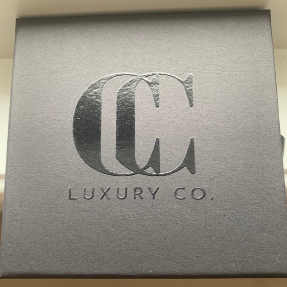 Toni Sevdalis brand ring - Picture 10 of 10